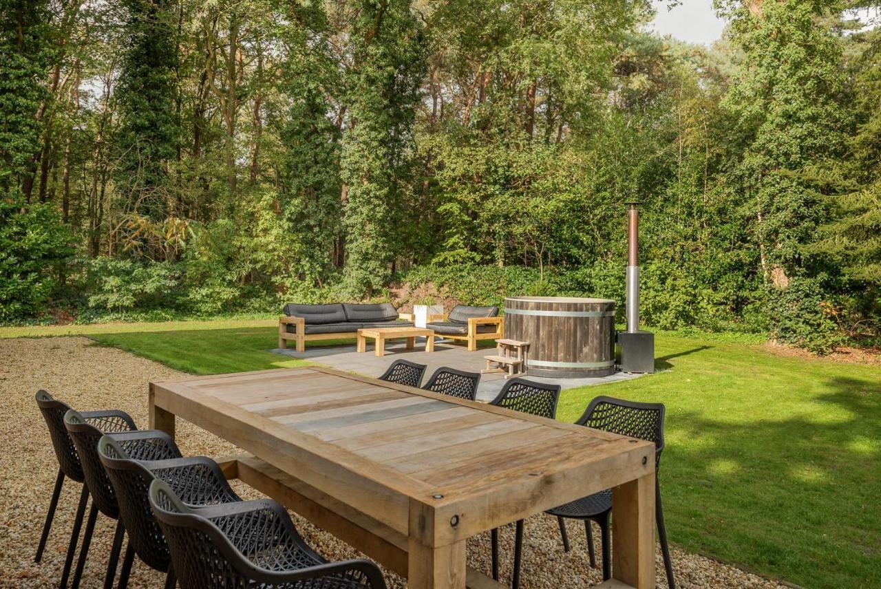 Beautiful English Villa With Hottub Zuidwolde  Buitenkant foto