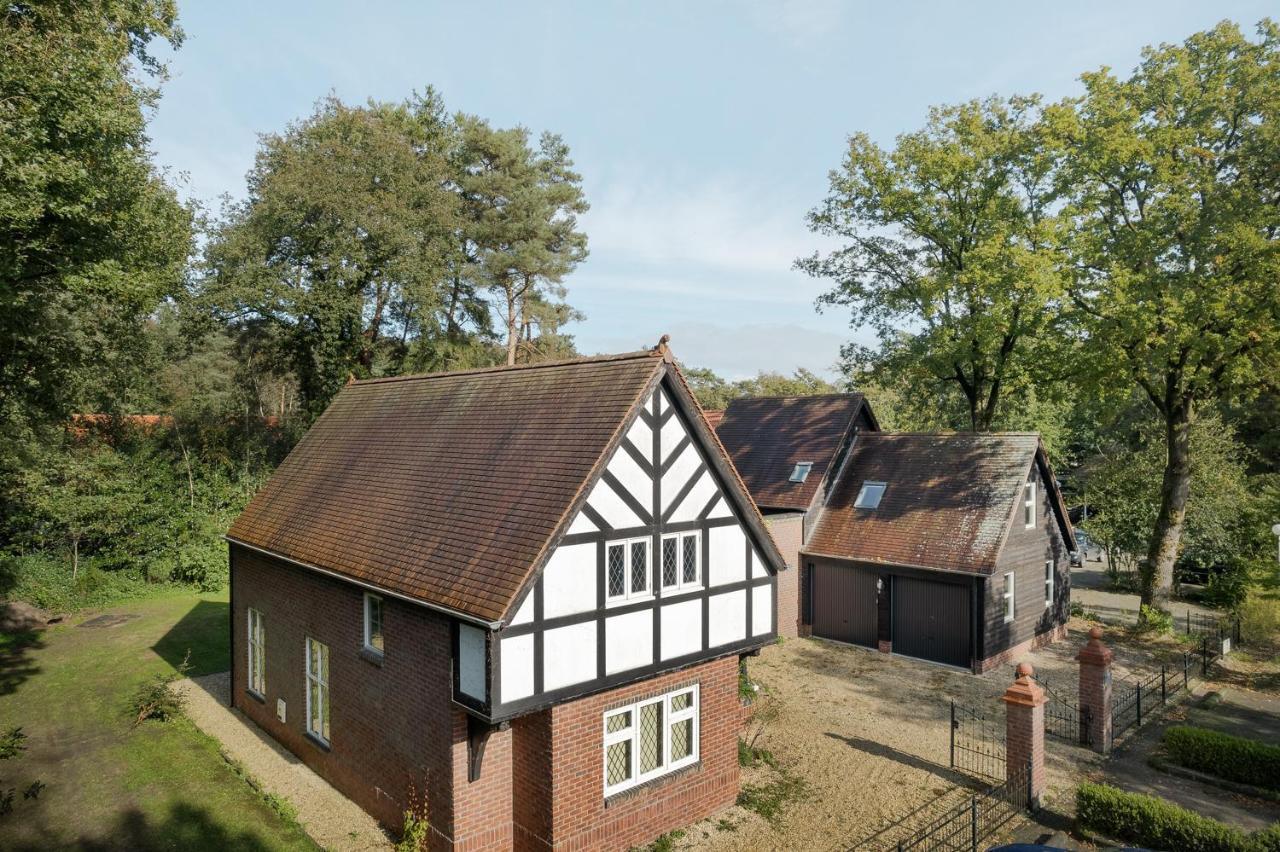 Beautiful English Villa With Hottub Zuidwolde  Buitenkant foto